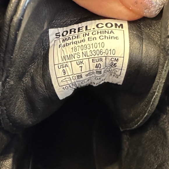 Sorel Black and Gray Lace-Up Boots - Picture 6 of 6